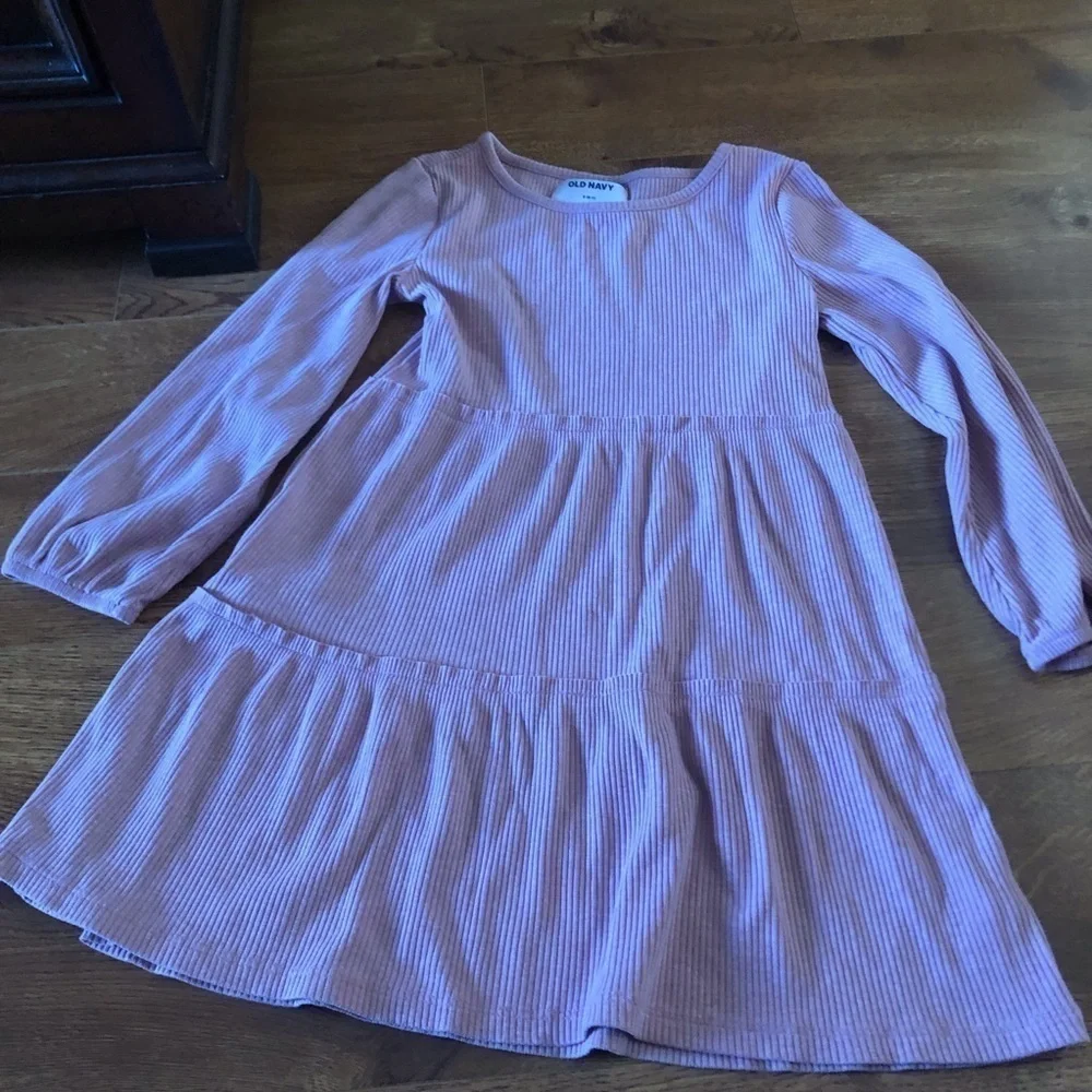Old Navy pink rib knit long sleeve dress in size S (6-7)